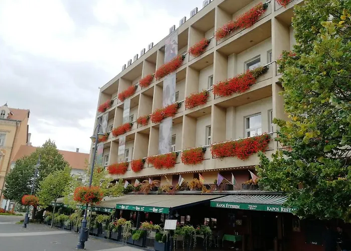 Hotel Kapos